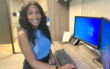 Đang làm lễ tân khách sạn thì bị sa thải vì dịch Covid, U30 không có bằng đại học chuyển hướng sang làm IT, nhận lương 3 tỷ VND/năm