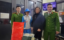 Công an Hà Nội tức tốc tìm gần 1,2 tỉ trong đêm giúp người dân đã vứt nhầm vào thùng rác