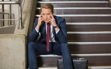 33 tuổi, có hơn 10 năm làm việc, người đàn ông thấy mình không bằng người mới đi làm: Đây là 'bẫy' tai hại, đừng để đến trung niên mới nhận ra