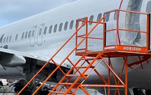 Boeing gặp thêm sức ép