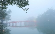 Mưa phùn, nồm ẩm và sương mù sắp quay lại miền Bắc