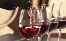 Cuộc chiến rượu vang Trung Quốc – Australia sẽ đi đến hồi kết trong tháng này?