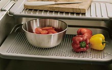 Sau khi xem các thiết kế bếp của Nhật, tôi nhận ra vì sao chúng ta luôn cảm thấy mệt mỏi khi nấu nướng!