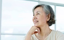 Con hỏi “Bố để lại bao nhiêu tài sản”, tôi nghe lời chồng trước khi qua đời, chỉ đáp 1 câu: Ba năm sau thấy đúng đắn, tuổi già nhờ vậy mà viên mãn