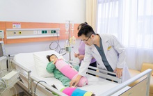 Một bệnh viện tại Việt Nam tiên phong trong phẫu thuật nội soi toàn bộ cho bệnh nhi mắc bệnh tim bẩm sinh: Rất ít nơi trên thế giới làm được điều này