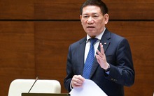 Bộ trưởng Hồ Đức Phớc trả lời chất vấn về chèo kéo bán bảo hiểm