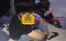 Kiểm tra hành chính quán net, công an bất ngờ bắt được ổ nhóm hack Facebook để lừa đảo