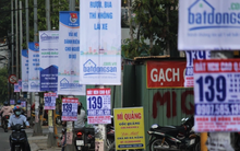 Giật mình với con số băng rôn quảng cáo không phép ở TP HCM