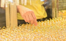Giá vàng nhẫn tiếp tục đà giảm, có nên mua vào lúc này?