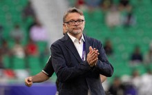 VFF chấm dứt hợp đồng với HLV Troussier