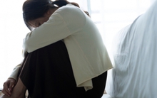 Lá thư nguệch ngoạc chỉ vỏn vẹn 5 chữ của bố khiến anh em tôi khóc nấc trong ân hận