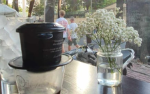 Người Việt tốn bao nhiêu tiền cho một lần uống cà phê?