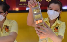 Bỏ độc quyền vàng SJC theo hướng nào?