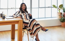 Bà mẹ 50 tuổi xây dựng công ty khởi nghiệp trị giá 32 nghìn tỷ VNĐ lấy cảm hứng từ những chiếc xe buýt trường học "không đáng tin cậy"