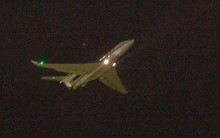 Chuyên cơ riêng chở tỉ phú Bill Gates rời Đà Nẵng