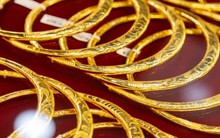 Giá vàng Việt Nam tăng phi mã: ADB lý giải gì?