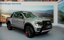 Định giá 1.039 tỷ, Ford Ranger Stormtrak có gì cho khách Việt?