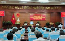 Bị chất vấn về trách nhiệm dự án chậm tiến độ, Chủ tịch Cà Mau nói ‘khó giải thích’