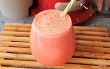 Sau 40 tuổi, nam giới uống 2 loại nước ngọt mát này sẽ giúp cơ thể sung mãn, trường thọ: Vừa dưỡng thận, vừa hạ đường huyết lại chống ung thư hiệu quả