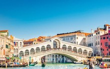 Những địa điểm du lịch lãng mạn nhất thế giới