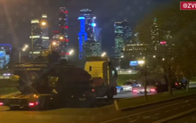 Khí tài Mỹ bị chuyển về Moscow trong đêm, bộ trưởng Ukraine gay gắt