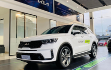 Kia Sorento hybrid giảm sốc 120 triệu đồng, còn từ 1,029 tỷ đồng, rẻ hơn cả Honda CR-V hybrid