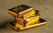 Sau tuần giá vàng giảm mạnh, giới phân tích và đầu tư bỗng 'chia rẽ' quan điểm