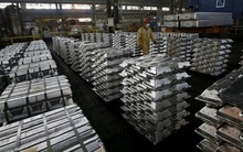 Vì sao Trung Quốc tích cực mua gom tài nguyên chiến lược trên khắp thế giới?