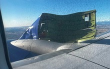 Máy bay Boeing chở 141 người gặp “sự cố đáng sợ”