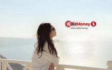 Nữ nhân viên văn phòng 32 tuổi, lương 35 triệu/tháng nhưng yêu anh shipper không rõ thu nhập: CĐM khuyên nên 'giải tán'!