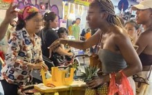 Thông tin bất ngờ vụ "chặt chém" 3 quả dứa 500.000 đồng: Người phụ nữ bán hàng rong bị oan?