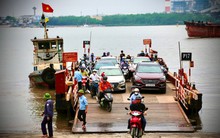 Bến phà 45 tuổi, dài nhất miền Bắc sắp kết thúc sứ mệnh lịch sử, "giao nhiệm vụ" cho cây cầu gần 2000 tỷ