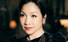 Mỹ Linh: Bỏ hát lót, hát ở vũ trường, tôi bị nói ‘đã nghèo còn sĩ’