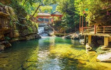 Phát hiện điểm đến xanh hợp để tránh nóng, được ví như "Phượng Hoàng cổ trấn", cách Hà Nội chưa đến 200km