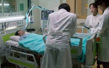 Tiếc rẻ 2 món ăn thừa để qua đêm trong tủ lạnh, chàng trai trả giá bằng 10 ngày nằm viện nguy kịch