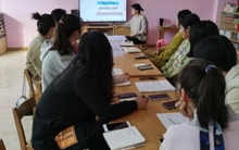 Thấy trong cặp con có vật lạ, người mẹ lên gặp thẳng ban giám hiệu trường khiến tôi bị đình chỉ dạy: Lời tố cáo gây phẫn nộ