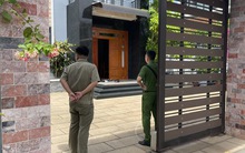 Hình ảnh công an khám xét nhà giám đốc Sở Y tế tỉnh Bà Rịa - Vũng Tàu
