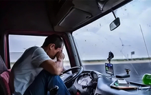 Bố mất để lại khoản nợ 2 tỷ, tôi chật vật trả thay rồi chết lặng khi thấy “hợp đồng vay tiền” từ họ hàng