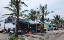 Vụ người dân lấn kè dựng lều lán trái phép: Huyện chỉ đạo 'nóng', xã nói... đang bận!
