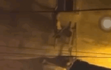 VIDEO vụ cháy 14 người chết: 2 nam thanh niên kể giây phút  đục tường cứu người kêu cứu