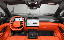 "Ông trùm" xe tải tại Việt Nam ra mắt bom tấn SUV: ăn xăng chỉ 0,56 lít/100km, giá siêu rẻ thách thức Mazda CX-5