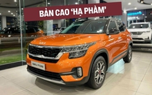 Đại lý xả hàng tồn, Kia Seltos giảm giá đến 50 triệu đồng: Bản cao cấp nhất rẻ hơn HR-V tiêu chuẩn, khách mua phải đánh đổi đời xe