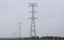 Gói thầu dựng cột đầu tiên của dự án đường dây 500kV mạch 3 hoàn thành vượt tiến độ 5 ngày