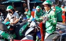 Tài xế xe công nghệ: Đối tác kinh doanh hay người lao động?