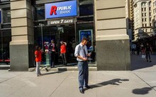 Gánh chịu tác động kép, hàng trăm ngân hàng ở Mỹ đối mặt tình thế khó khăn