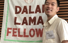 Chàng trai khiến dân tình ngả mũ khi flex về câu chuyện "từ đồ bê đê đến Harvard"