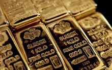 Giá vàng tăng cao kỷ lục, vì sao?