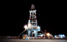 2 giếng khoan sâu hơn 10.000m báo tin vui trúng lớn vì càng đổ nước càng phun lửa, kho báu được đánh thức, công nghệ siêu lạ vào việc