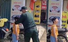 Câu chuyện xúc động đằng sau hình ảnh bé gái được sĩ quan CSCĐ tặng còi chỉ huy