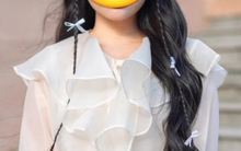 Từng chen chúc 14 người trong nhà cấp 4, cô bé này giờ nổi tiếng lại học giỏi, "cấm" ba mẹ làm 1 việc mà được khen hiếu thảo